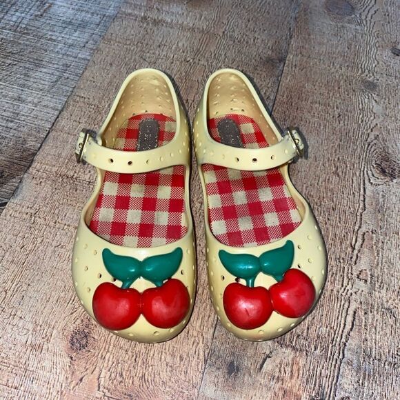 Mini Melissa Cherry Shoes Size 7 Toddler Girls Authentic Yellow Red - Picture 1 of 11